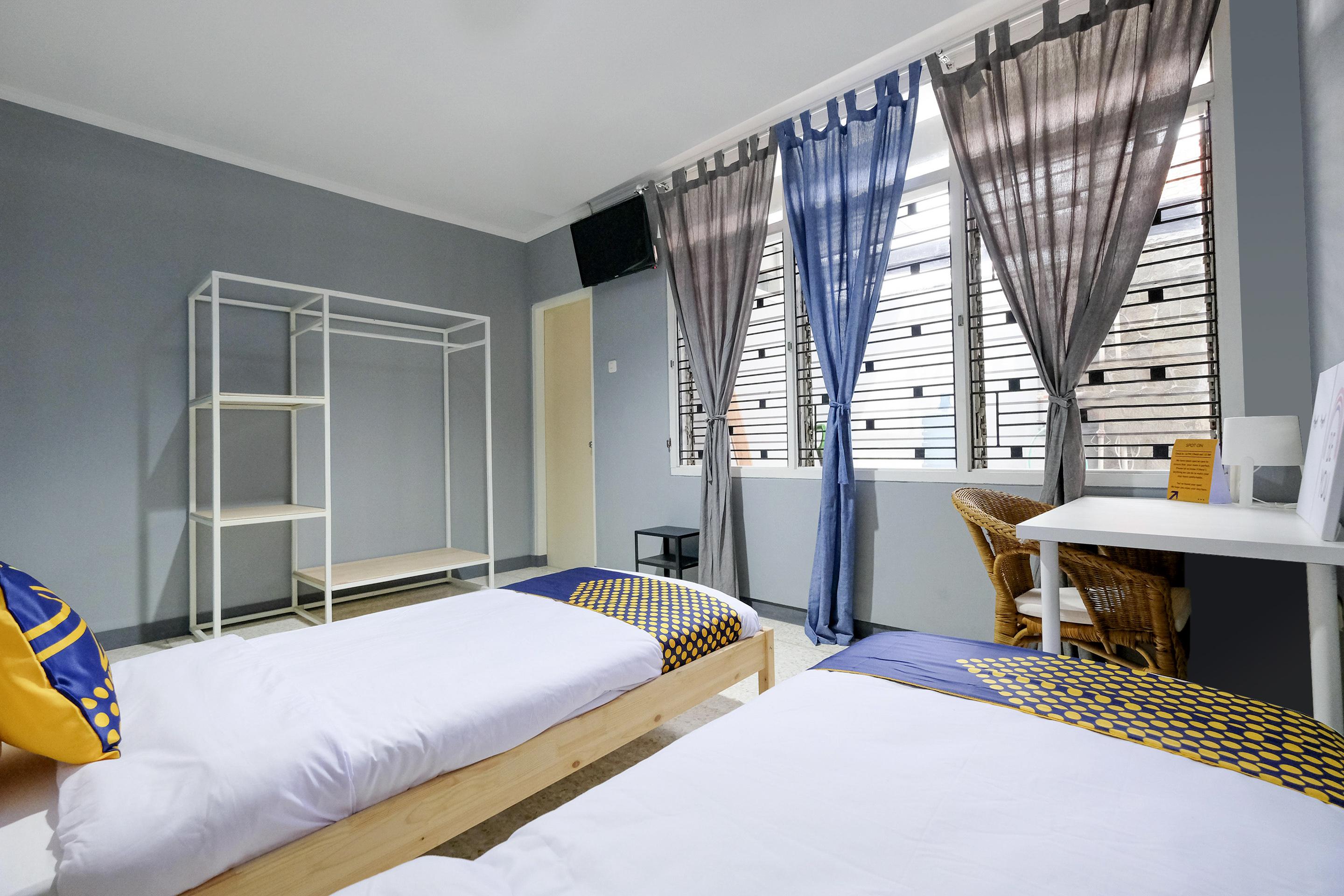 Spot On 2281 Omajo Hotel Semarang Exterior photo